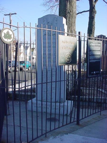 Zoom on the image : Veterans Square Memorial